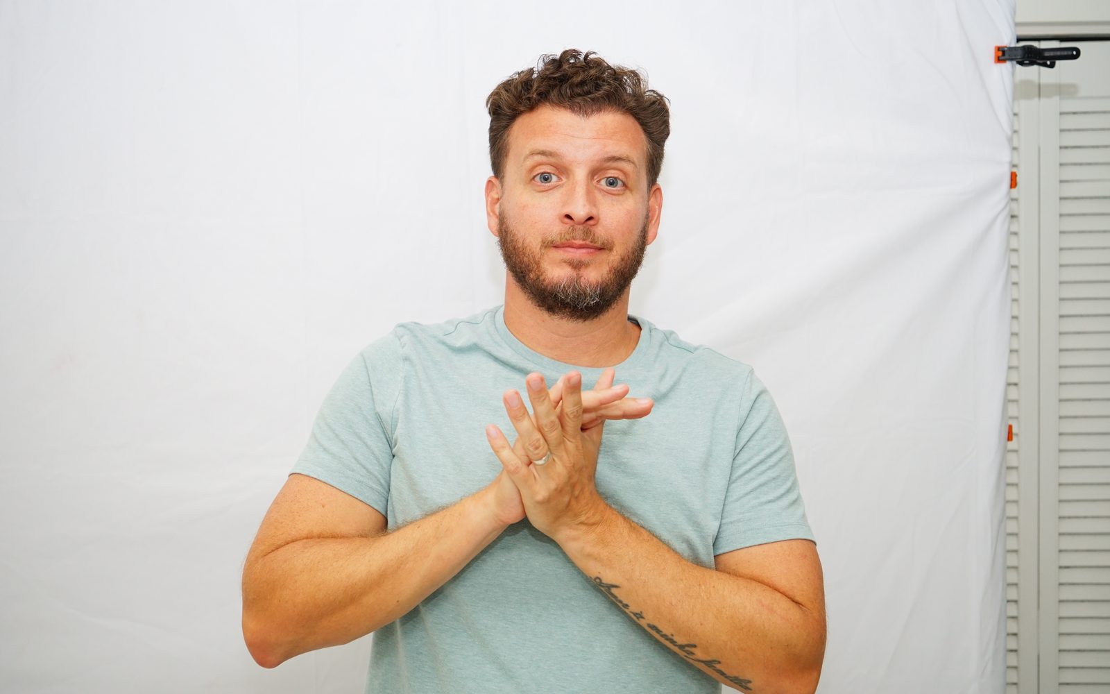 Quote Forms + Testimonials: The Trust Stack That Doubles Coach Bookings